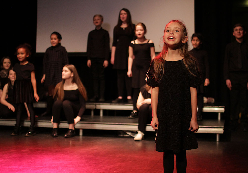 Youth Musical Theatre Classes in Nottingham